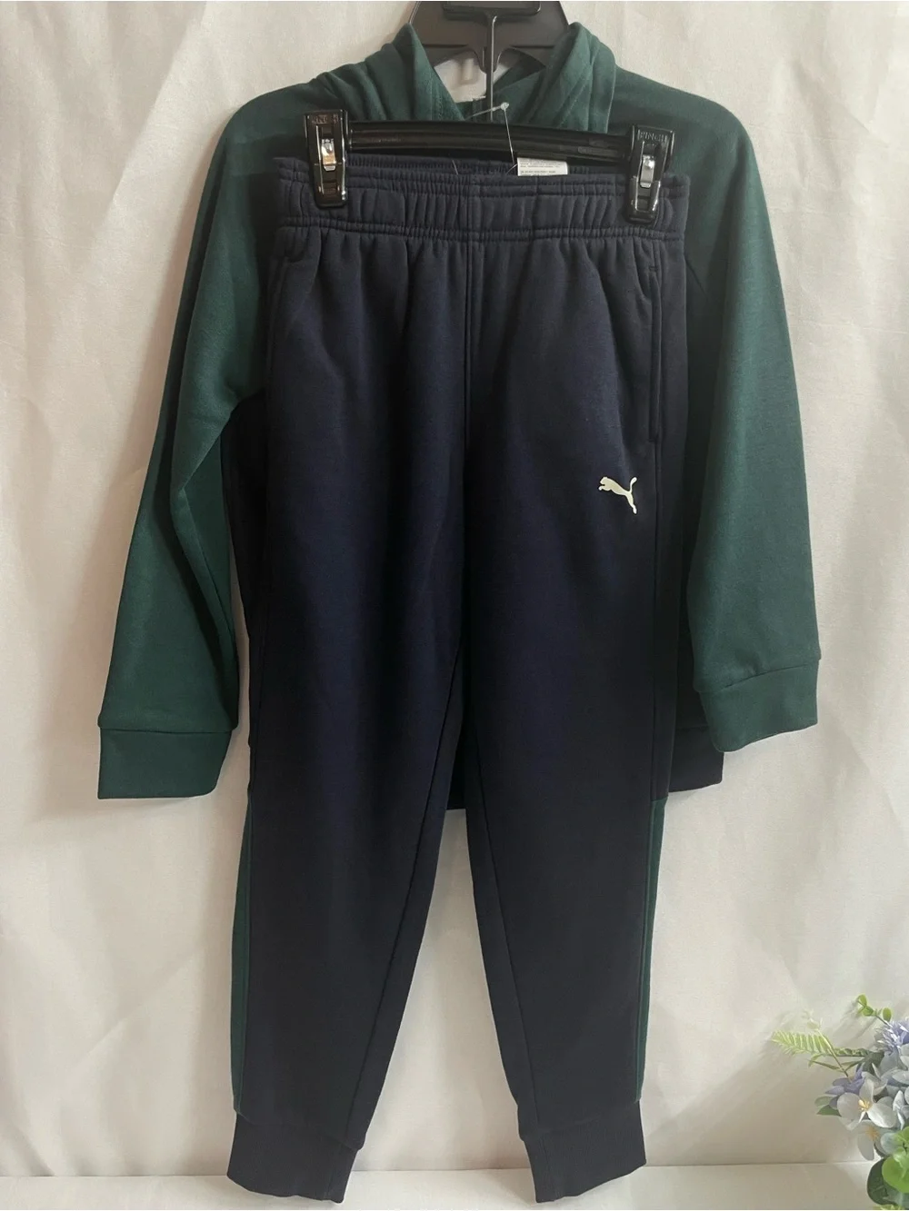 Puma Kids Navy and Green Hoodie & Jogger Set Size.  S/P - Picture 4 of 16